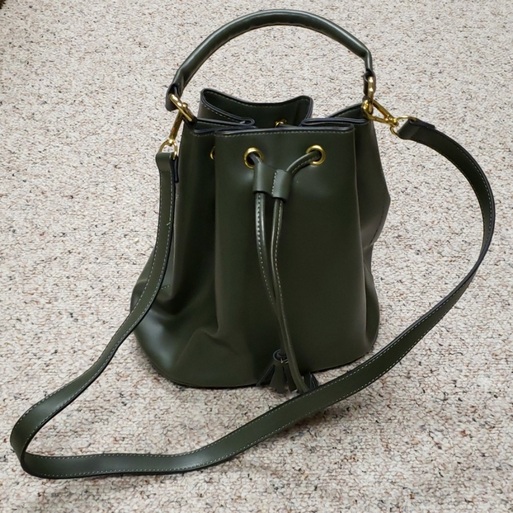 Drawstring purse